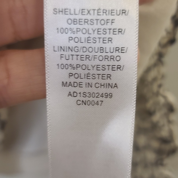 Adrianna Papell Cream and Black Blouse - Picture 7 of 9